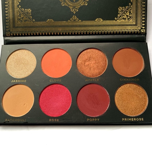Ace Beaute Grandiose Eyeshadow Palette - Picture 4 of 4